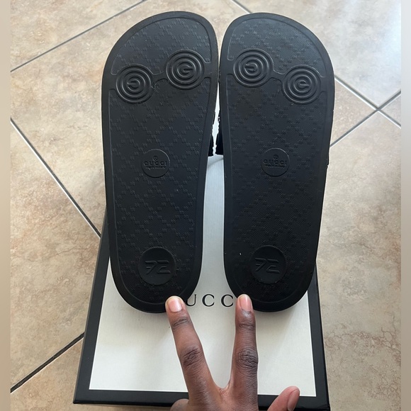 COPY - Gucci GG Rubber Slides Black - Picture 3 of 6